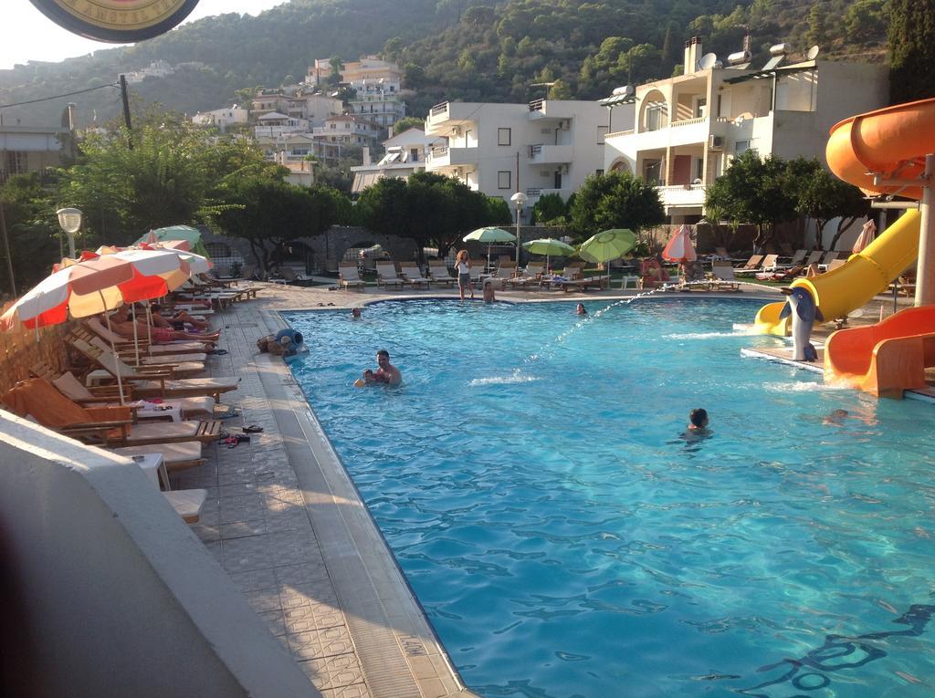 Kamares Apartments Εε Poros Town Luaran gambar