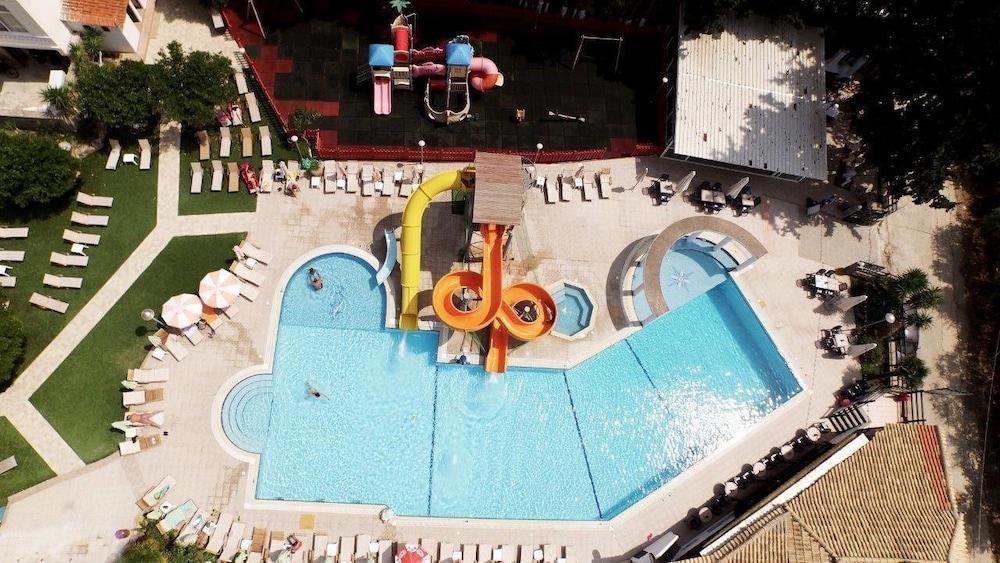 Kamares Apartments Εε Poros Town Luaran gambar
