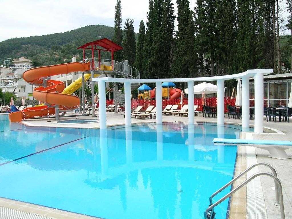 Kamares Apartments Εε Poros Town Luaran gambar