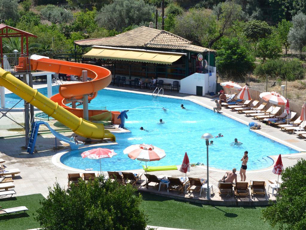 Kamares Apartments Εε Poros Town Luaran gambar
