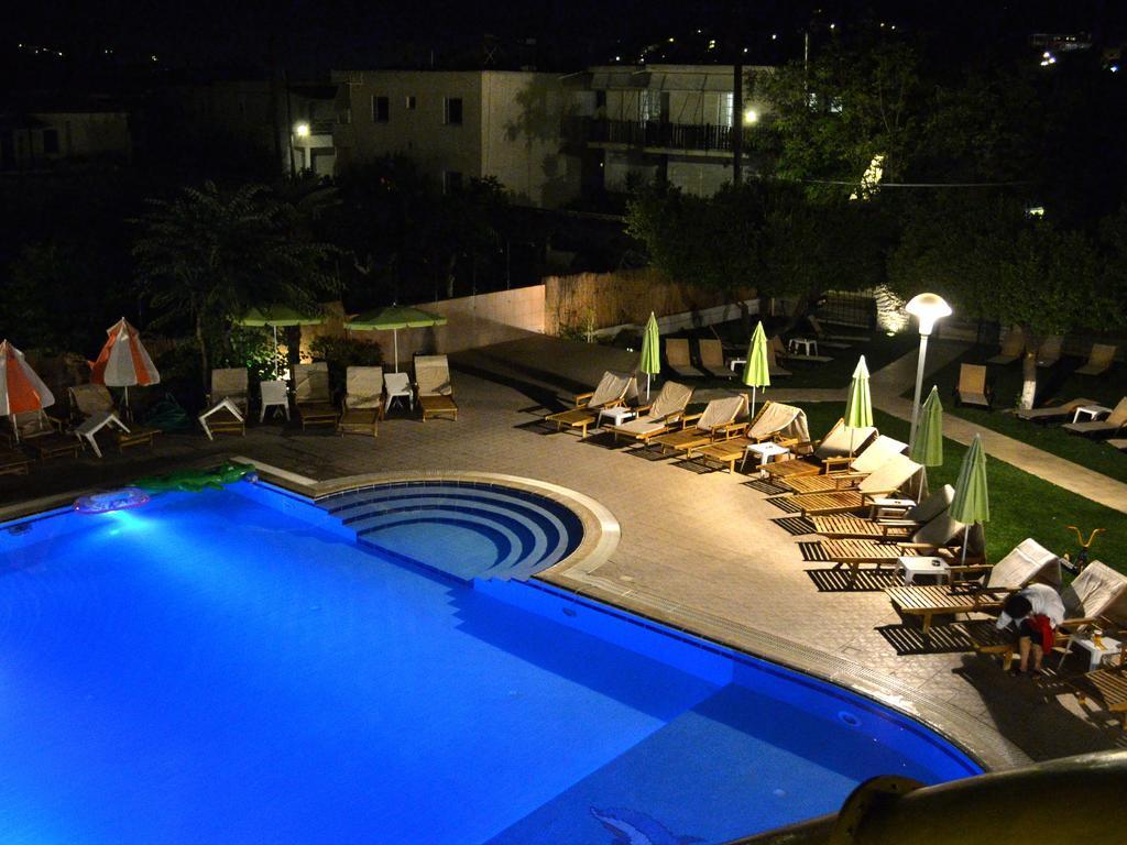 Kamares Apartments Εε Poros Town Luaran gambar